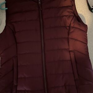 Aeropostale Maroon Puffer Vest